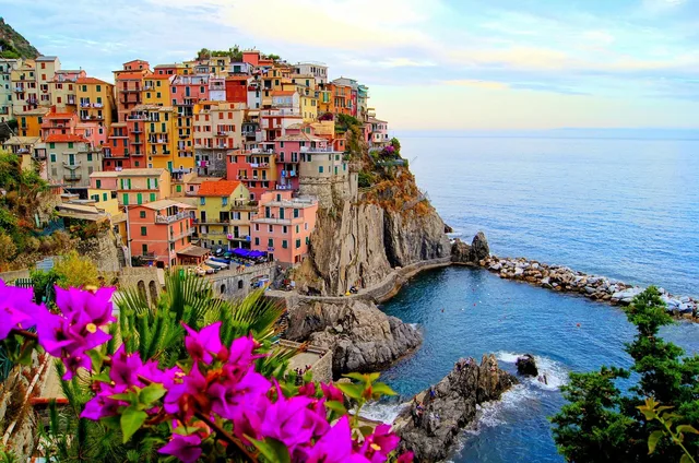 italy, bei fiori, virale, natura, carta da parati floreale, paesaggio, fiori, albero, sfondo fiore, mondo, terra. Obblighi e tutele per l'IA in azienda: cosa prevede l'AI Act